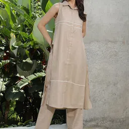 QISSA Shirt Collar Straight Linen Kurta With Trousers-picture-44