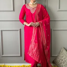 Moda Rapido Women Floral Embroidered Regular Kurta with Trousers & With Dupatta-image-47