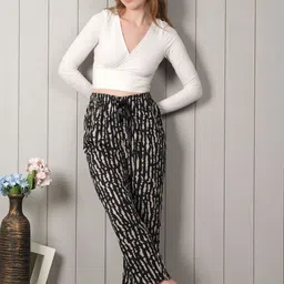 Style Shoes Pack Of 2 Printed Mid-Rise Lounge Pants-image-54