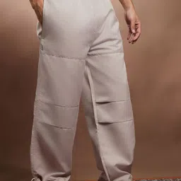 Campus Sutra Men Solid Comfort Relaxed Fit Mid-Rise Parachute Trousers-image-18