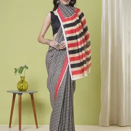 DIVASTRI Checked Poly Chiffon Banarasi Saree-7