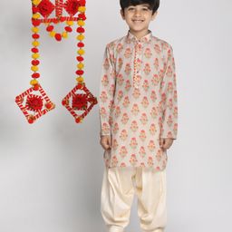 Vastramay Full Sleeves Flower Print Kurta With Pyjama - Beige Cream-image-68