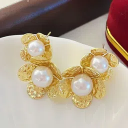 Anouk Gold-Plated Alloy Pearls Floral Shaped Korean Studded-89