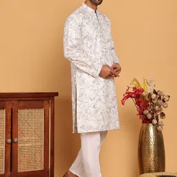 Jompers Men Embroidered Regular Thread Work Kurta with Pyjamas image 5