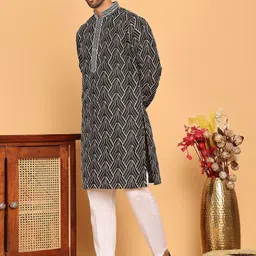 Jompers Men Embroidered Regular Thread Work Kurta with Pyjamas image 3