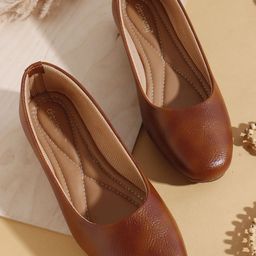 DressBerry Women Tan Mojaris Flats-picture-46