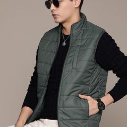 Roadster Men Lightweight Puffer Jacket-picture-18