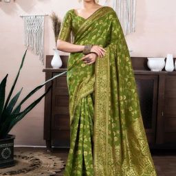 Satrani Green Silk Blend Woven Saree With Unstitched Blouse-picture-24