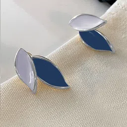 Krelin Silver Plated Leaf Shaped Studs image 3