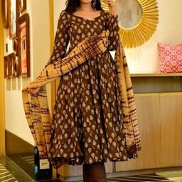 clothonus Women Ethnic Motifs Printed Regular Kurta with Trousers & With Dupatta-picture-3