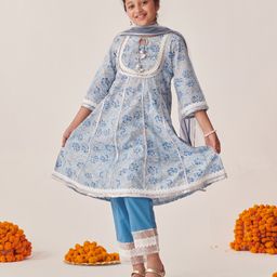 Pspeaches Cotton Three FourthSleeves Floral Printed Kurta & Pant With Dupatta - Firozi-image-3