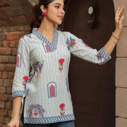 Rain and Rainbow Off White & Blue Cotton Printed Straight Kurti-image-70