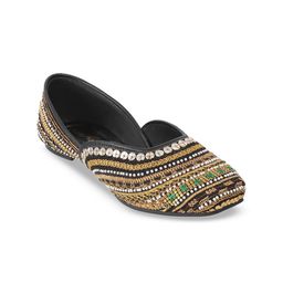 Cheemo Women Embellished Ethnic Mojaris Flats-image-102