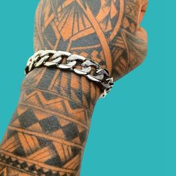 Dynamic Retail Global Men Silver Bracelet-image-98