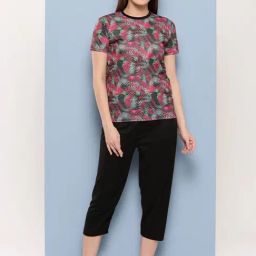 Aarika Black Floral Print T-Shirt Capri Set-image-61
