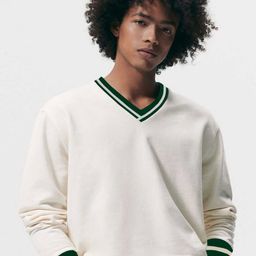 Genzy Men V-Neck Raw Edge T-shirt-image-54