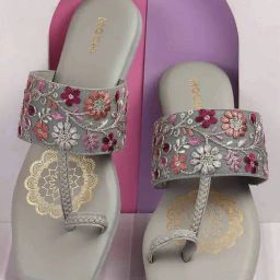 Mochi Women's Grey Toe Ring Sandals-image-53