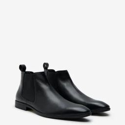 SOLEPLAY by Westside Black Solid Chelsea Boots-picture-3