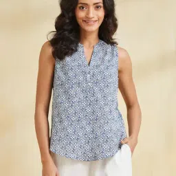 Fabindia White Blue Cotton Regular Fit Printed Top-image-12