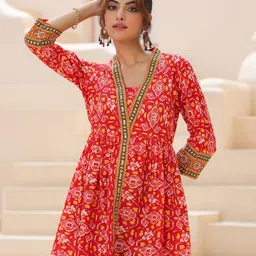 Rain & Rainbow Floral Printed Cotton Empire Longline Top-image-53