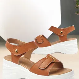 VENDOZ Women Casual Block Heel Sandals-21