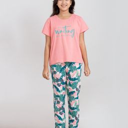 Taatoom Cotton Jersey Knit Half Sleeves Waiting Text & Dinosaurs Printed Tee Pajama Set - Peach-image-4