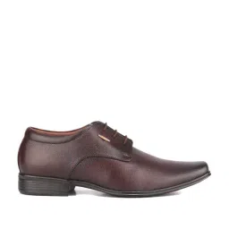 Red Chief Men's Brown Derby Shoes-image-96