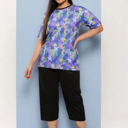 Aarika Blue Floral Print T-Shirt Capri Set-image-18