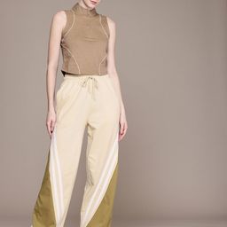The Roadster Life Co. Crop T-shirt With Colourblocked Trousers-50