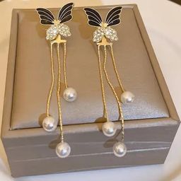 ONUYX Contemporary Drop Earrings-image-45