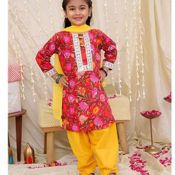 KID1 Cotton Woven Full Sleeves Floral Printed Lace Embellished Salwar Kurta With Dupatta Set - Red-image-17