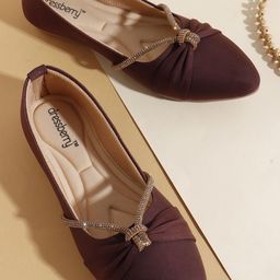 DressBerry Women Embellished Ethnic Mojaris Flats-picture-13