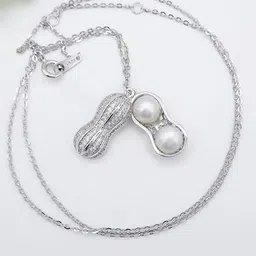 DIVASTRI Silver-Plated Diamond Shaped Pendants with Chains-28