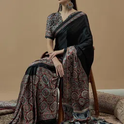 Anouk Ajrak Block Poly Crepe Block Print Saree image 2