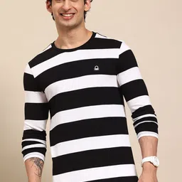 United Colors of Benetton Striped Monochrome T-shirt-image-18