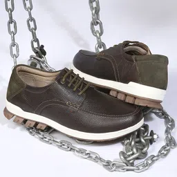 Buckaroo Men Textured Leather Derbys-image-15