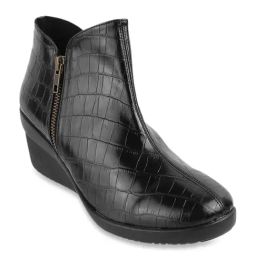 Catwalk Women's Hot Chic Black Casual Booties-image-29