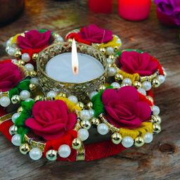 GADINFASHION Gold-Toned & Pink Tealight Candle Metal Holder-image-72