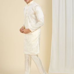 Be Desi Men Embroidered Regular Sequinned Kurta with Pyjamas image 2