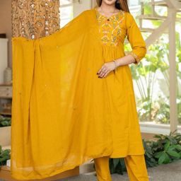KALINI Women Floral Printed Regular Pure Cotton Kurta with Trousers With Dupatta-image-67