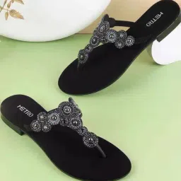 Metro Women's Black Thong Sandals-picture-19