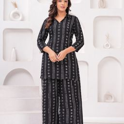 SIDDHANAM Printed Shirt Collar Tunic With Trousers Co-Ords Set-image-21