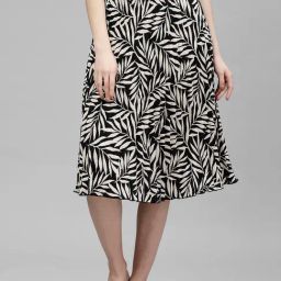 KASSUALLY Black & White Printed Midi Skirt-picture-33