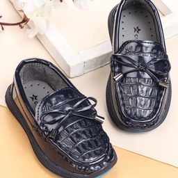 Cute Walk by Babyhug Slip On Loafers With Lace Applique - Navy Blue-image-73