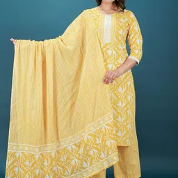 Aramya Floral Printed Round Neck Straight Pure Cotton Kurta With Trousers And Dupatta-picture-35
