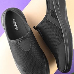 Roadster Men Black Solid Slip-On Sneakers-picture-41