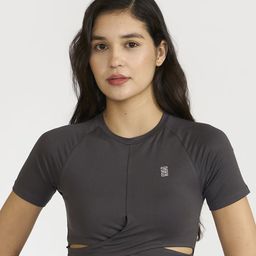 Hunnit Women Solid Round Neck Top-22