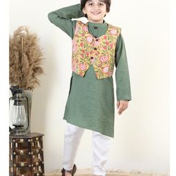 Kinder Kids Full Sleeves Cotton Katha Kurta with Floral Jacket & Pyjama- Green-image-2