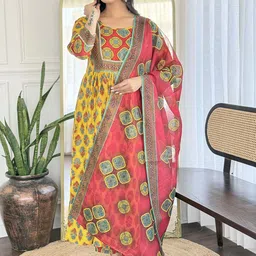 VARNI FABRICS Floral Printed Pleated Kurta & Trouser With Dupatta-picture-10