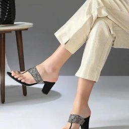 Inc.5 Women's Black Toe Ring Sandals-image-2